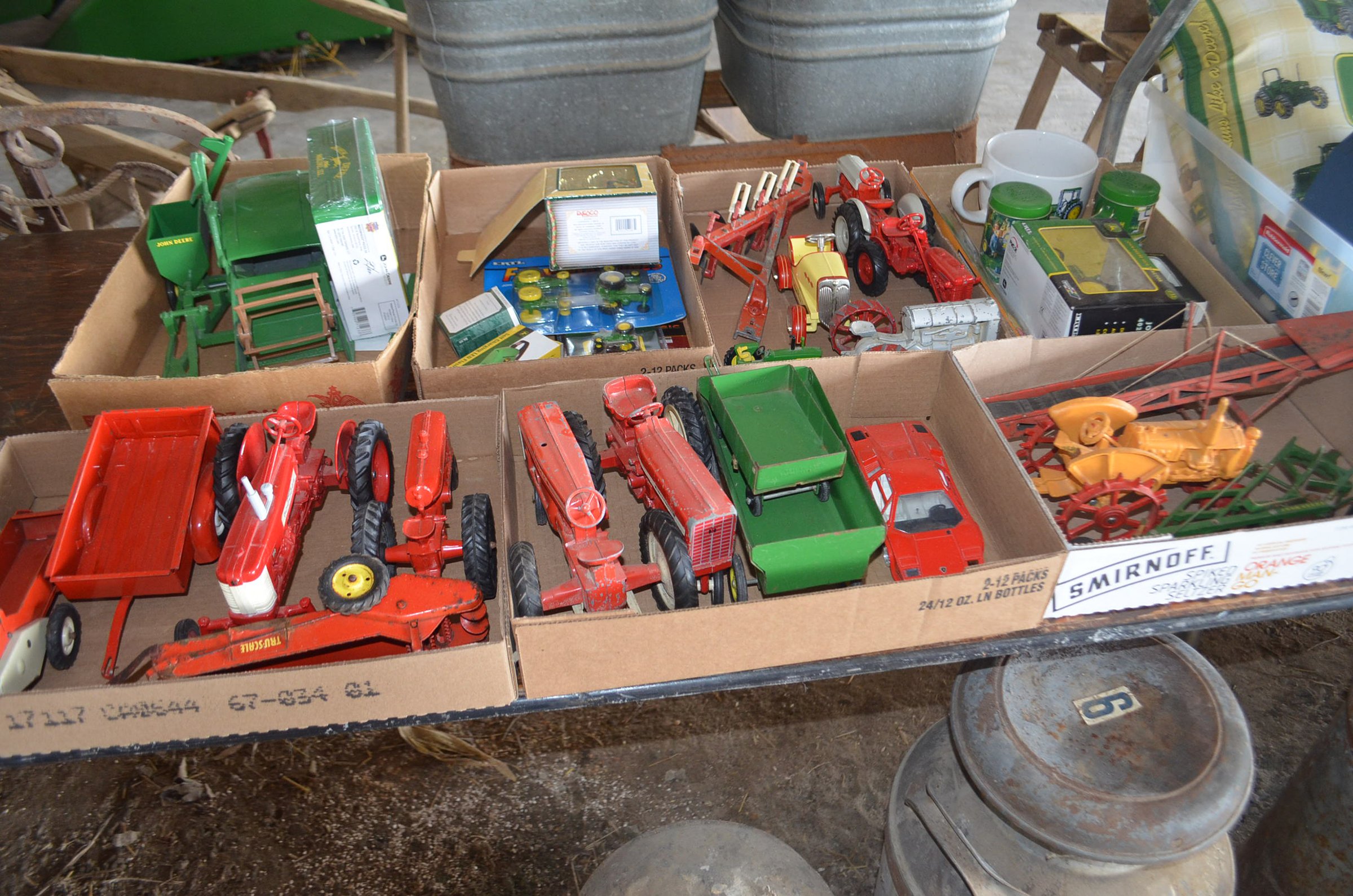 Property photo 69 - PERSONAL PROPERTY ANTIQUE & COLLECTIBLES AUCTION IN DEKALB CO., INDIANA
